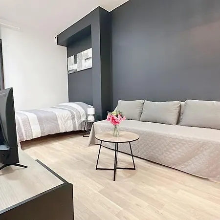 Modern And Comfortable Daire Villepinte (Seine-Saint-Denis)