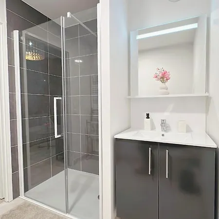 Modern And Comfortable * Villepinte (Seine-Saint-Denis)