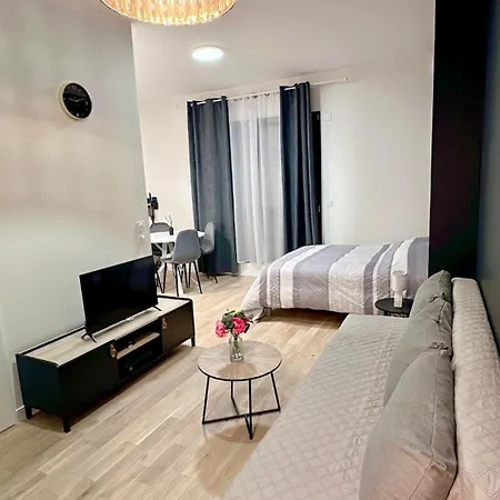 Apartment Modern And Comfortable *
