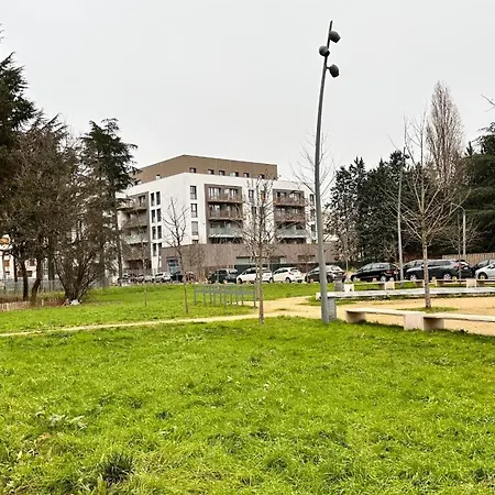 Modern And Comfortable Villepinte (Seine-Saint-Denis)